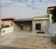 Casa para Venda, em Iperó, bairro Jardim Sartorelli, 3 dormitórios, 1 banheiro, 1 suíte, 4 vagas